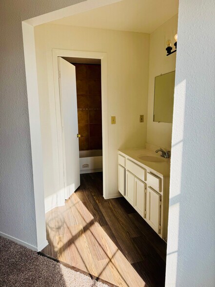 Building Photo - 1141 Ranger St