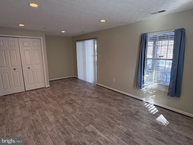 Building Photo - 2606 Windy Oak Ct