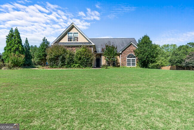 Building Photo - 1141 Whispering Lakes Trail