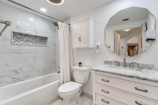 Building Photo - 100 N Federal Hwy