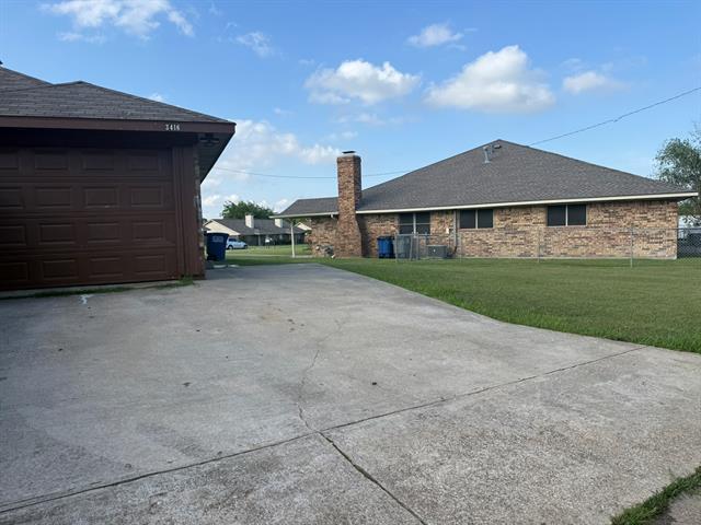 Building Photo - 3416 Lillie St