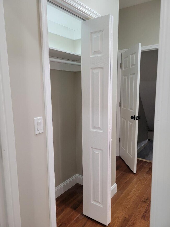 Building Photo - 3140 N Rosewood St