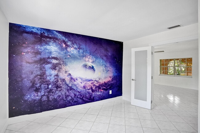 Building Photo - 22335 Boulder St