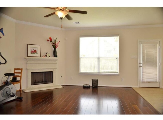 Building Photo - 13743 McKinney Creek Ln