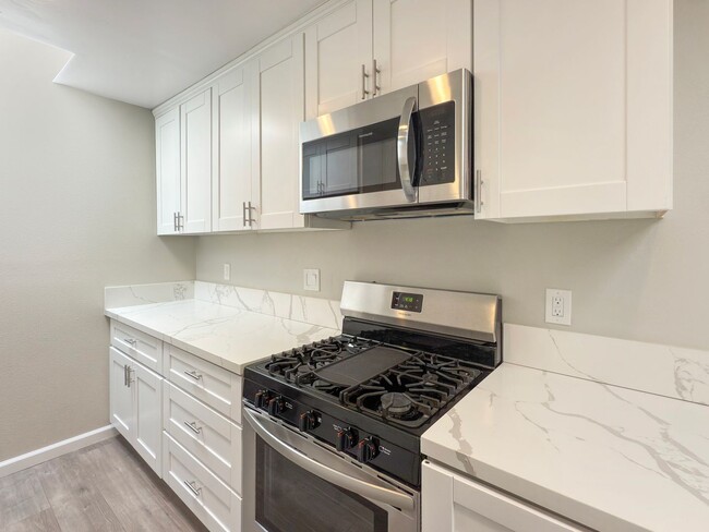 Building Photo - Spacious 4BR/2BA Home in Lemon Grove with ...