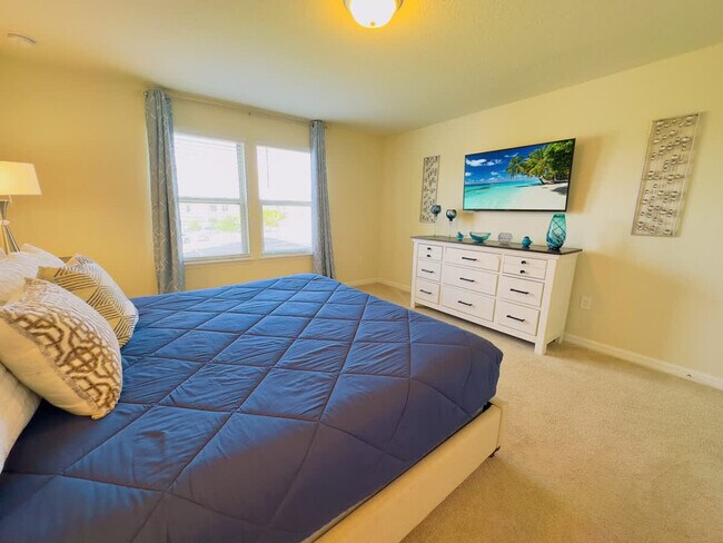 Building Photo - 2463 Tangier Dr