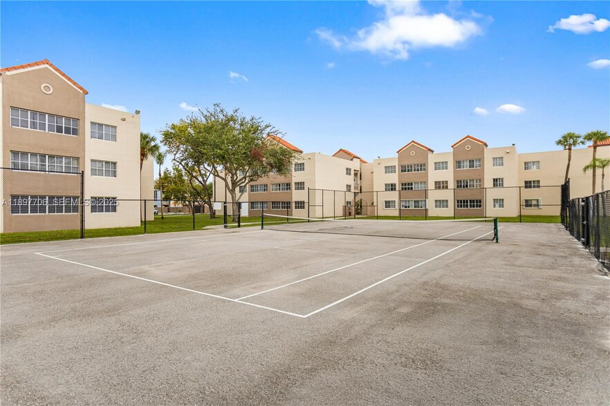 Building Photo - 6065 NW 186th St