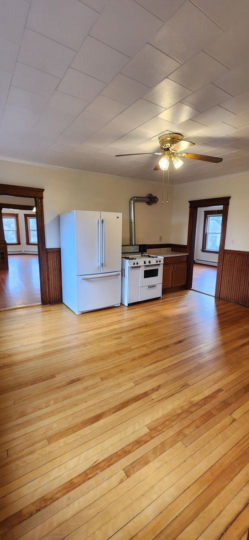 Building Photo - 18-20 Green Street