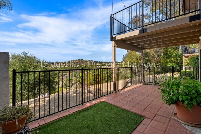 Building Photo - 6531 Corte Valdez