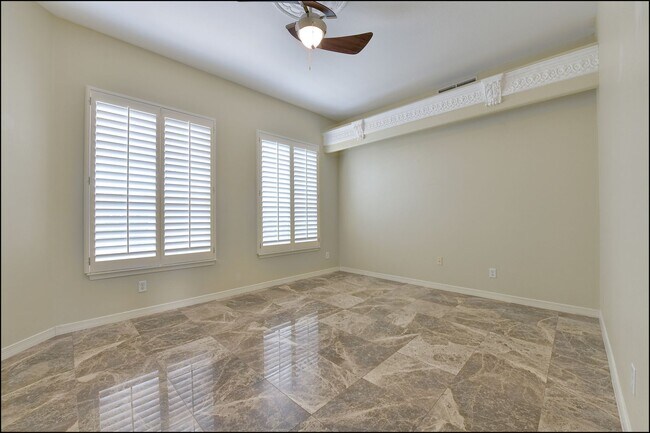 Building Photo - Available to view!