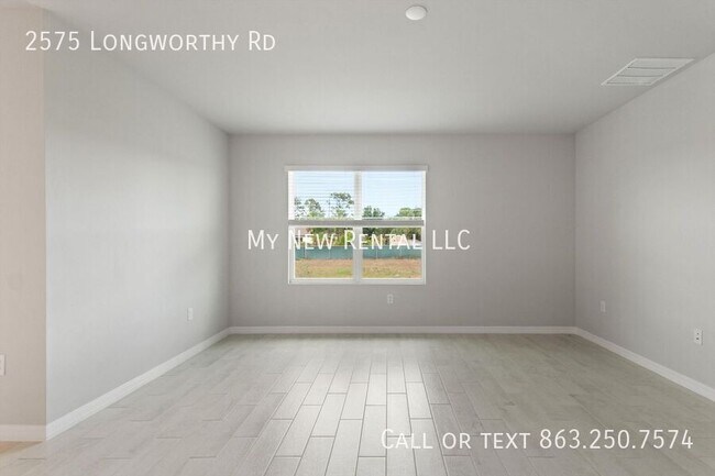 Building Photo - 2575 Longworthy Rd