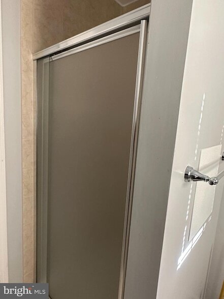 Building Photo - 703 Lora Ln