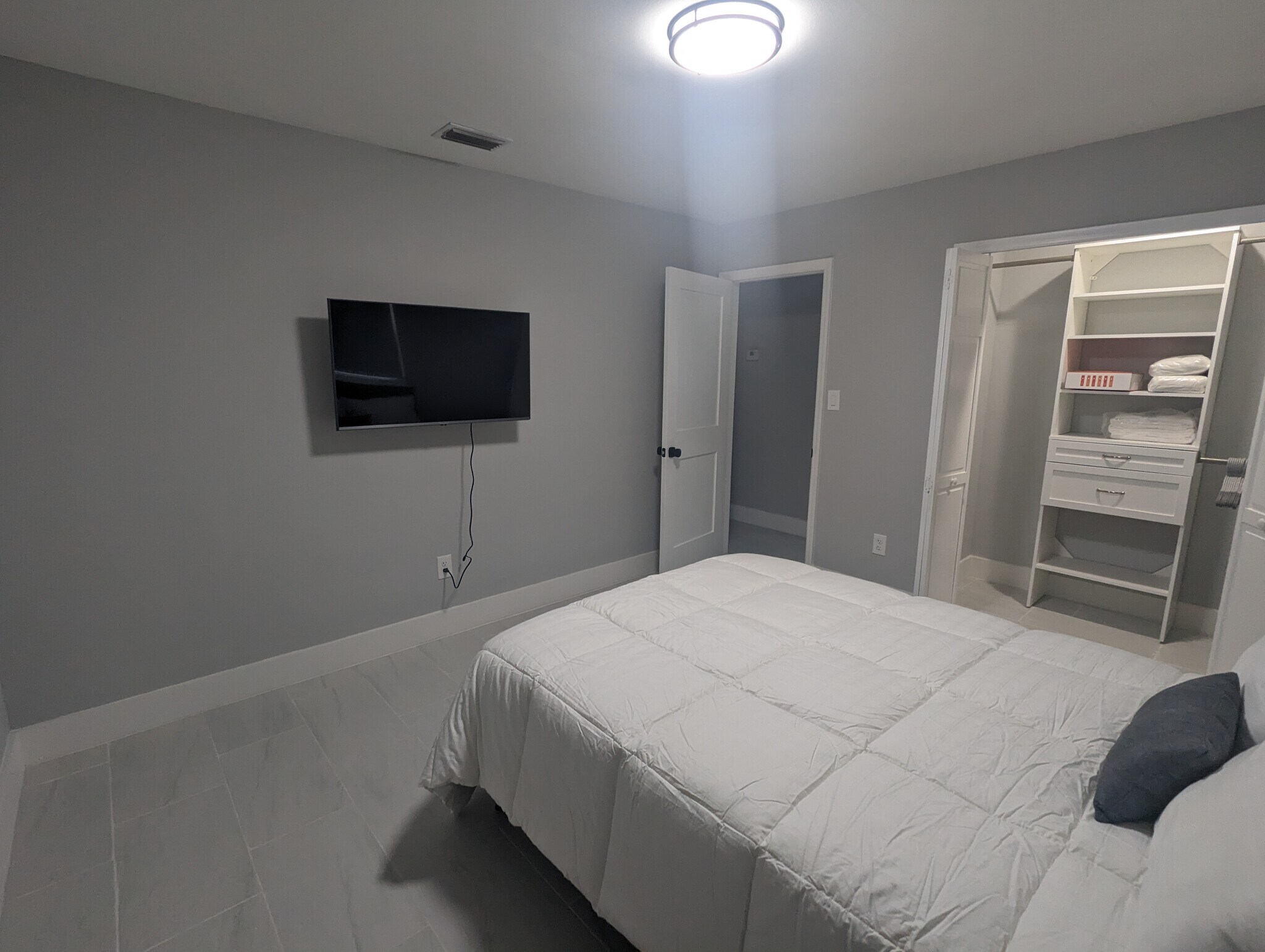 Second Bedroom - 2519 Amherst Ave