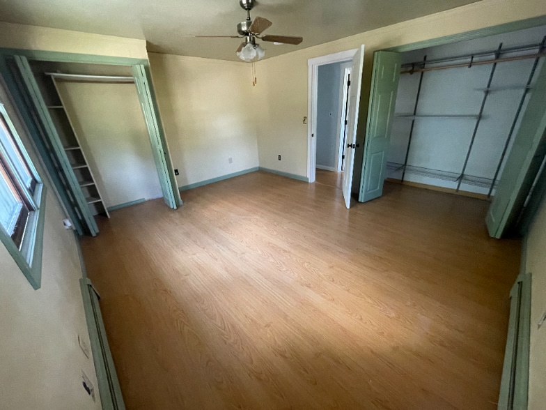 Building Photo - 21 Freedom Ln