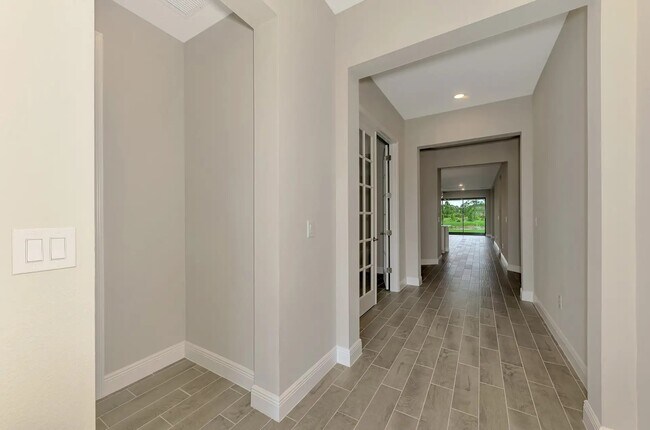 Building Photo - 5664 Blue Reef Pl