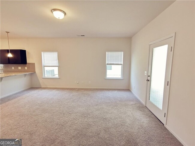 Building Photo - 168 Marion Dr