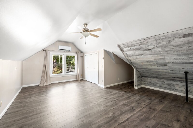 Building Photo - 2811 Belcourt Ave