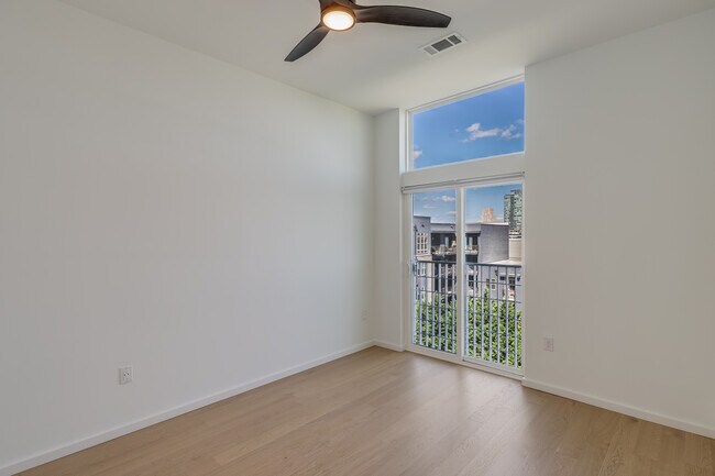Master Bedroom with view of downtown - 600 S Duke St