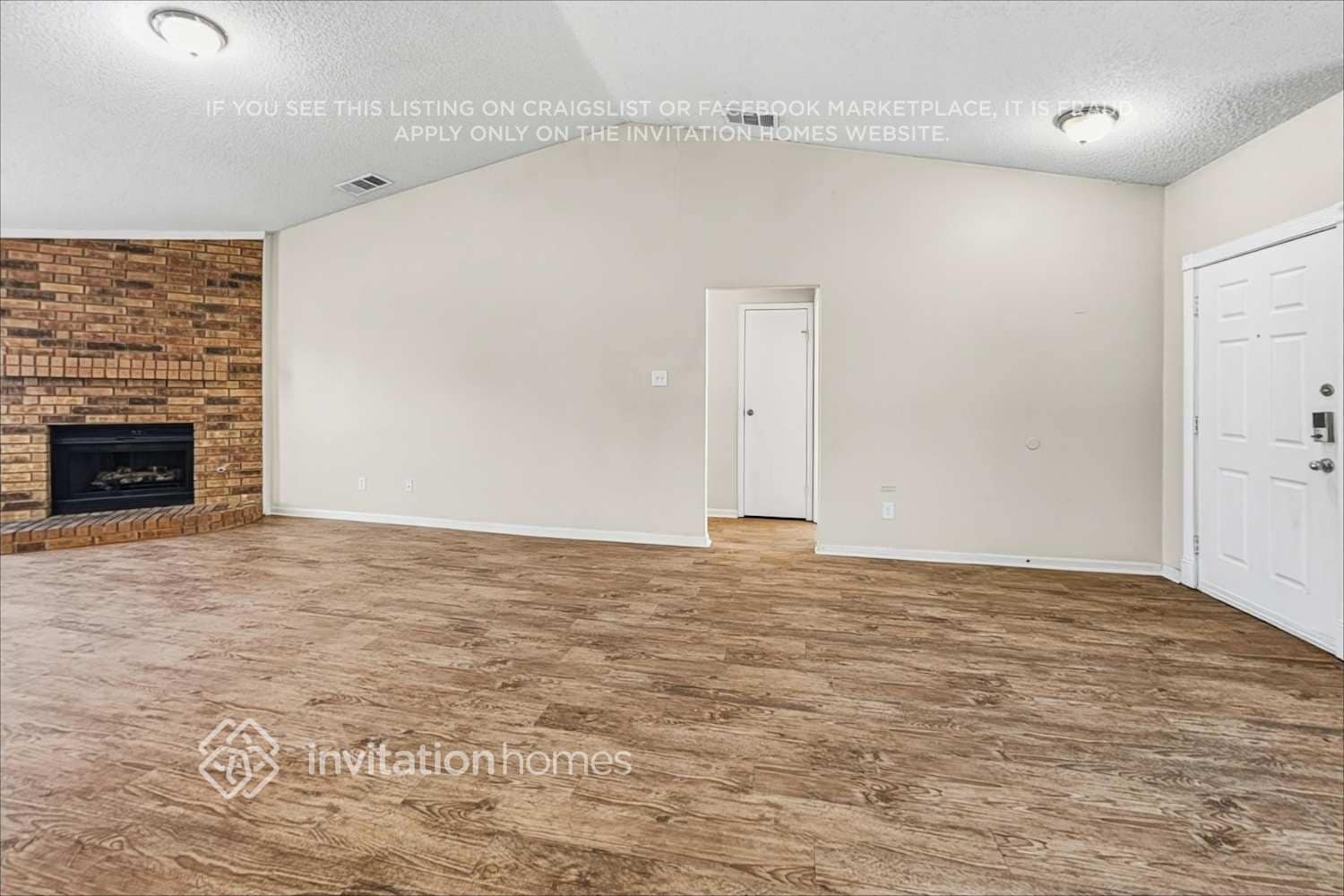 Building Photo - 5345 Colonial Dr