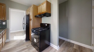 Building Photo - Aberdeen - 3 and 1 baths Available!