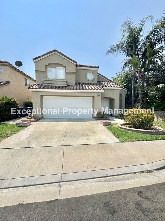 Primary Photo - Great 4 bed 3 bath home in Fontana