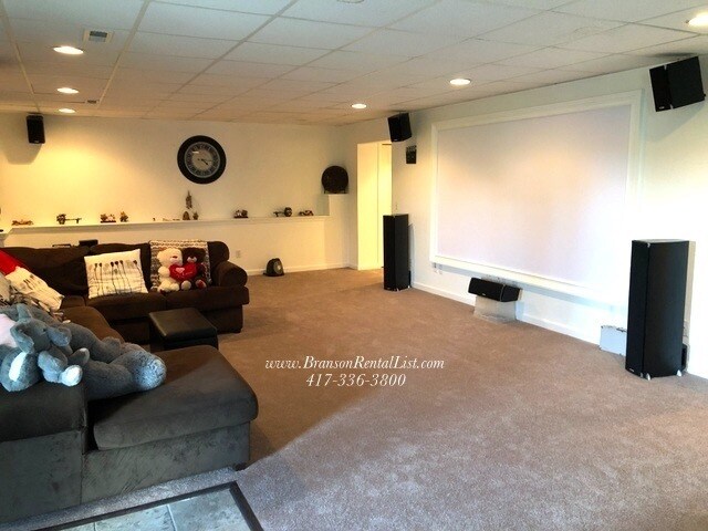 Building Photo - 360 Tall Oaks Dr