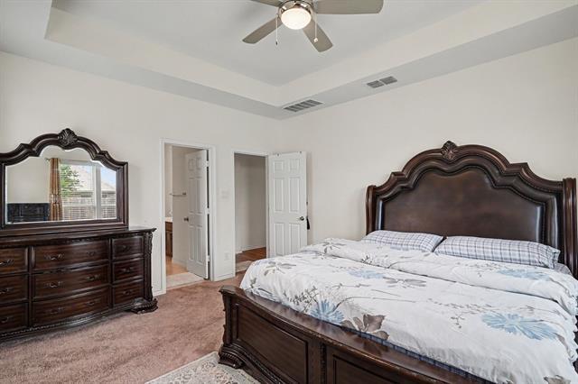 Building Photo - 8825 Landergin Mesa Dr
