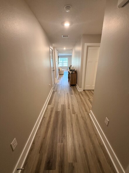 Building Photo - 4844 Snipe Rd