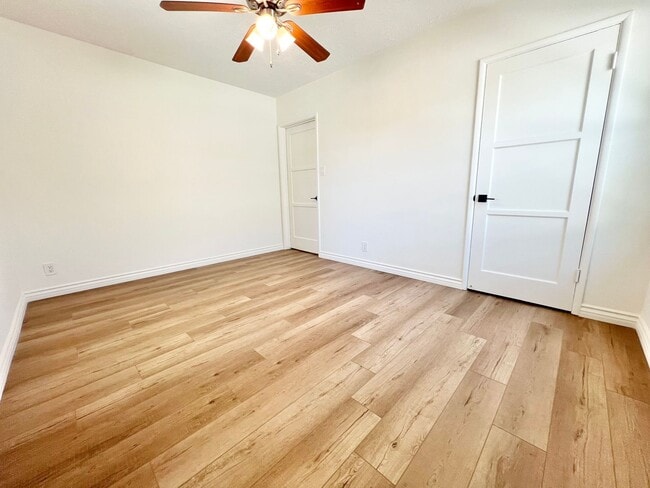Building Photo - Charming Remodeled Lakewood Home with Bonu...
