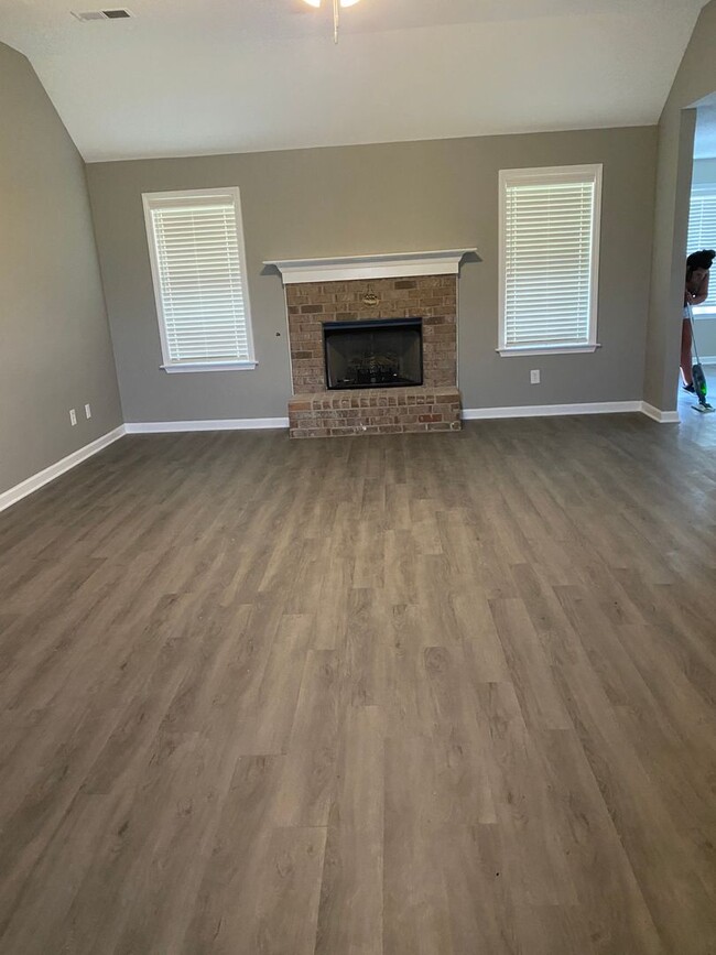 Building Photo - Home was completely remodeled March of 2021