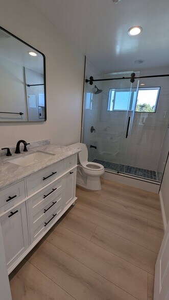 Building Photo - 342 Pasadena Ave