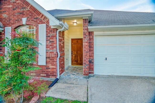 Building Photo - 14918 Appaloosa Ave