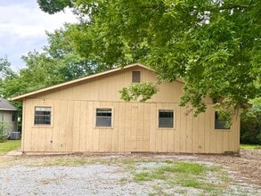 Building Photo - Modern & Spacious • Newly Remodeled • 2 Be...