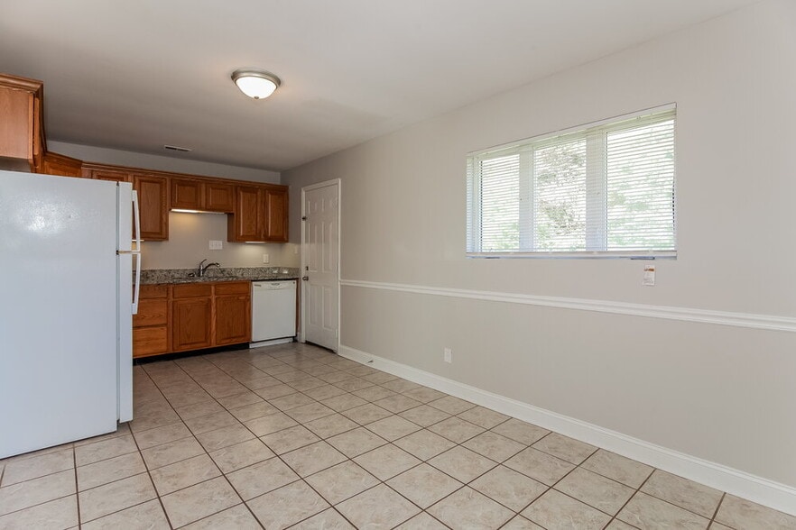 Building Photo - 9443 Feldbank Dr