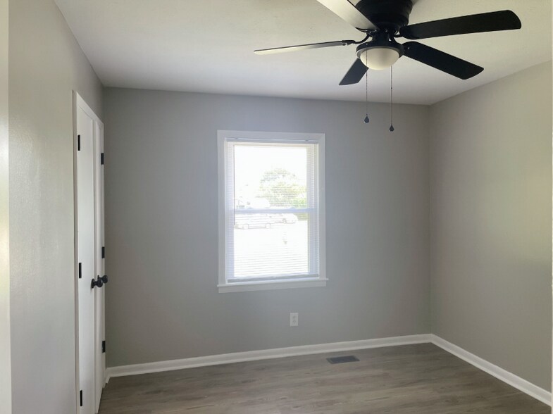 Building Photo - 4709 Cheltenham Rd