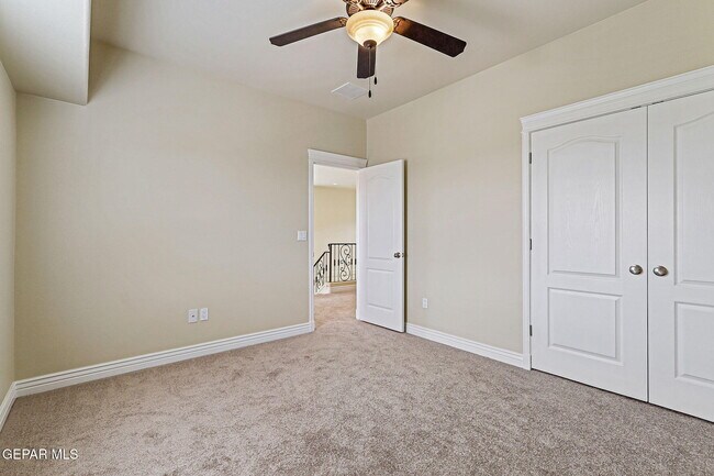 Building Photo - 6285 Wildwood Ct