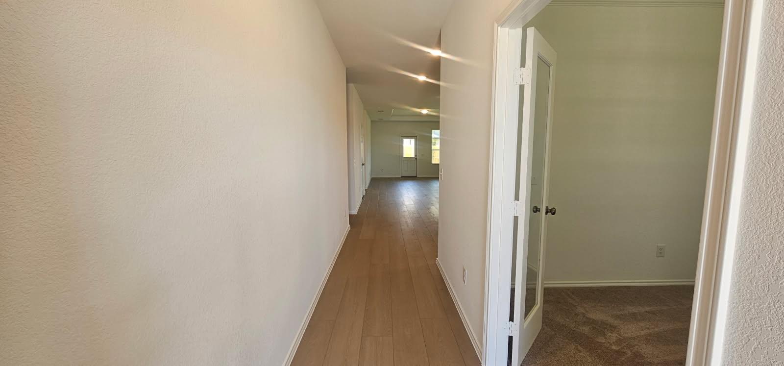 Building Photo - 2523 Carlow Ln
