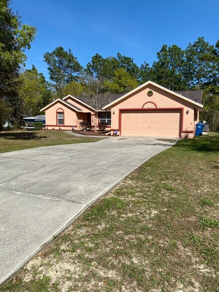 Building Photo - 2195 W Tall Oaks Dr