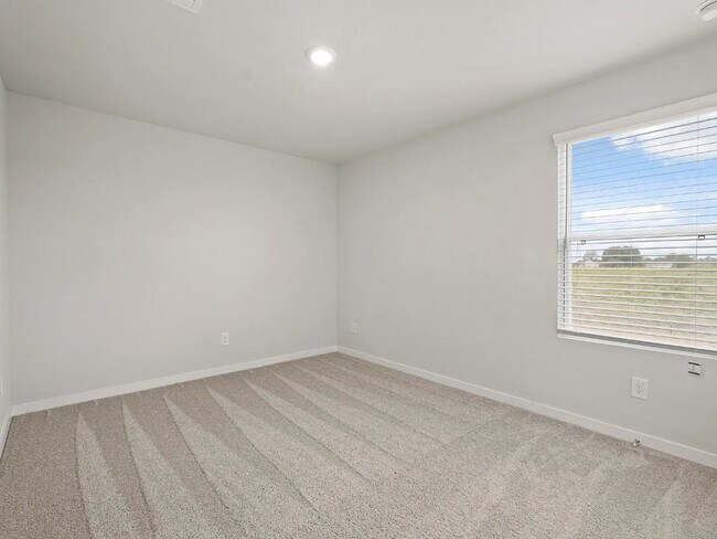 Building Photo - 17115 King Eider Rd