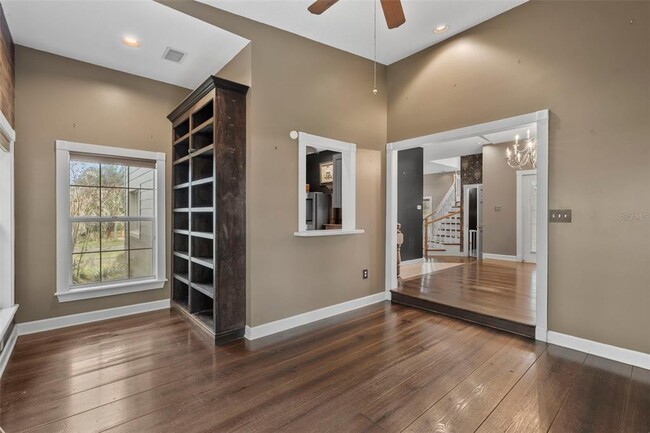 Building Photo - 126 E Palmetto Ave