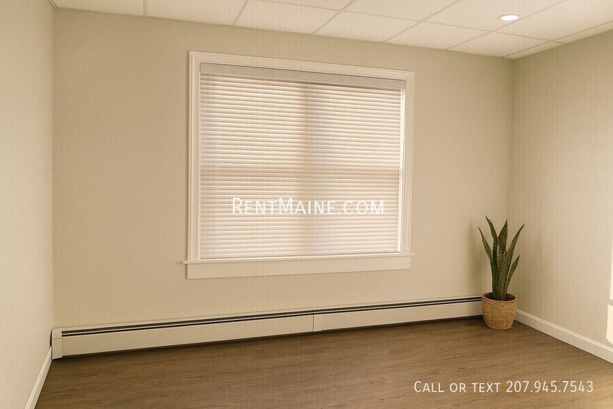 Building Photo - 109 Main Rd N