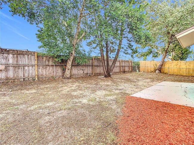 Building Photo - 1612 Fox Run Dr