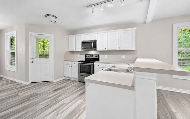 Building Photo - 6 Orion Star Ct