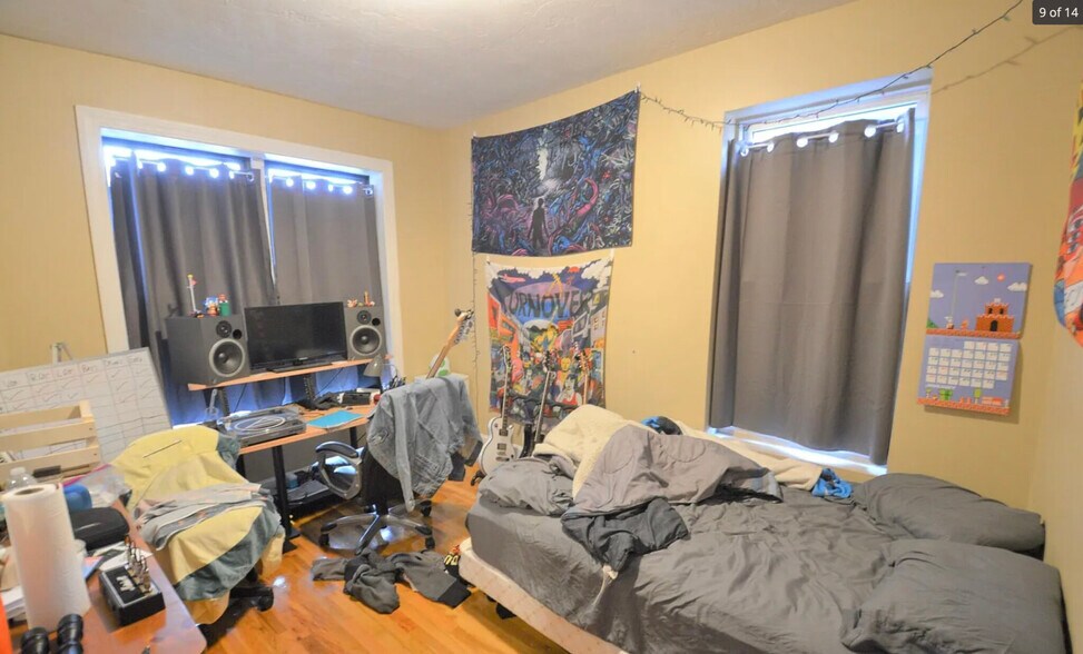 Building Photo - 17 Highgate St