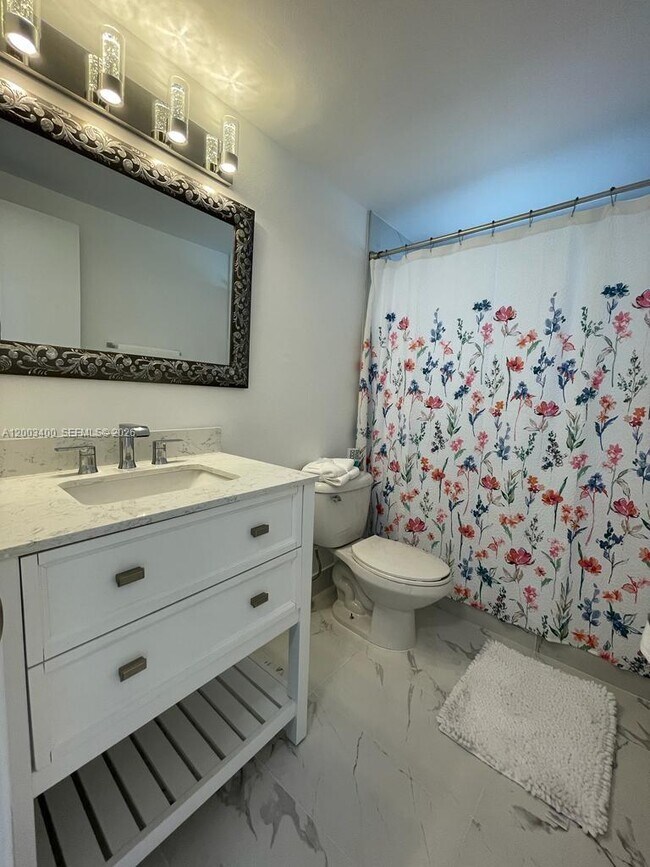 Building Photo - 7732 Camino Real