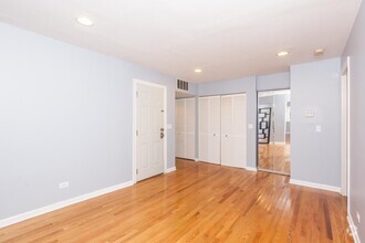 Building Photo - 2 bedroom in Chicago IL 60660