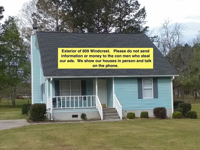 Building Photo - 609 Windcrest Dr