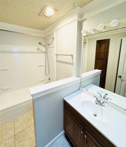 Building Photo - 127 Wilderness Trail