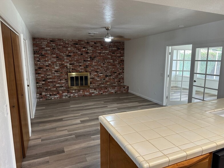 Building Photo - 3133 W Mill Creek Dr