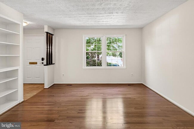 Building Photo - 337 Gundry Dr